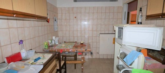 5 rooms Apartment in Genoa, Italy No. 88530 11