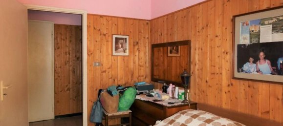 5 rooms Apartment in Genoa, Italy No. 88530 20