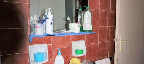 5 rooms Apartment in Genoa, Italy No. 88530 21