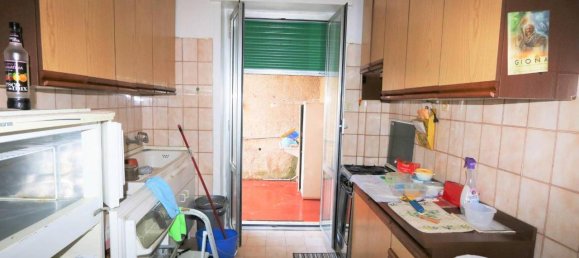 5 rooms Apartment in Genoa, Italy No. 88530 10