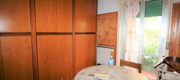 5 rooms Apartment in Genoa, Italy No. 88530 4