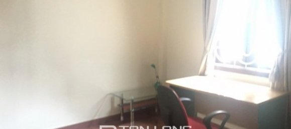 Casa de 3 dormitorios en Tay Ho, Vietnam No. 2349 6