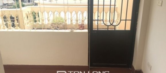 Casa de 3 dormitorios en Tay Ho, Vietnam No. 2349 13