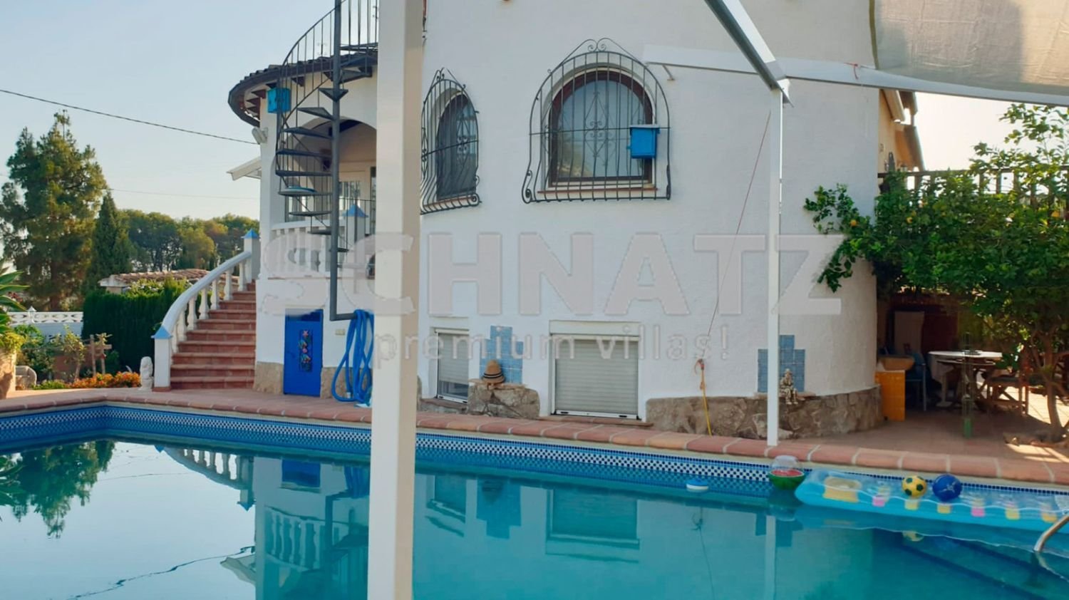 Casa de 3 dormitorios en Dénia, Spain No. 185613