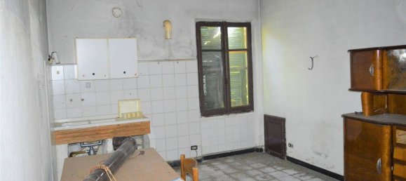 6 bedrooms House in Saliceto, Italy No. 331819 8