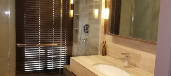 Apartamento com 1 quarto em condomínio em Bangkok, Thailand N.º 7188 5