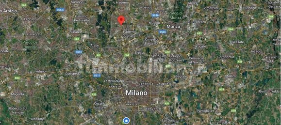 5 rooms Commercial property in Limbiate, Italy No. 323515 4