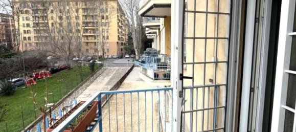 2غرفة شقة في Rome, Italy رقم 31823 36