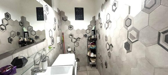 2غرفة شقة في Rome, Italy رقم 31823 42