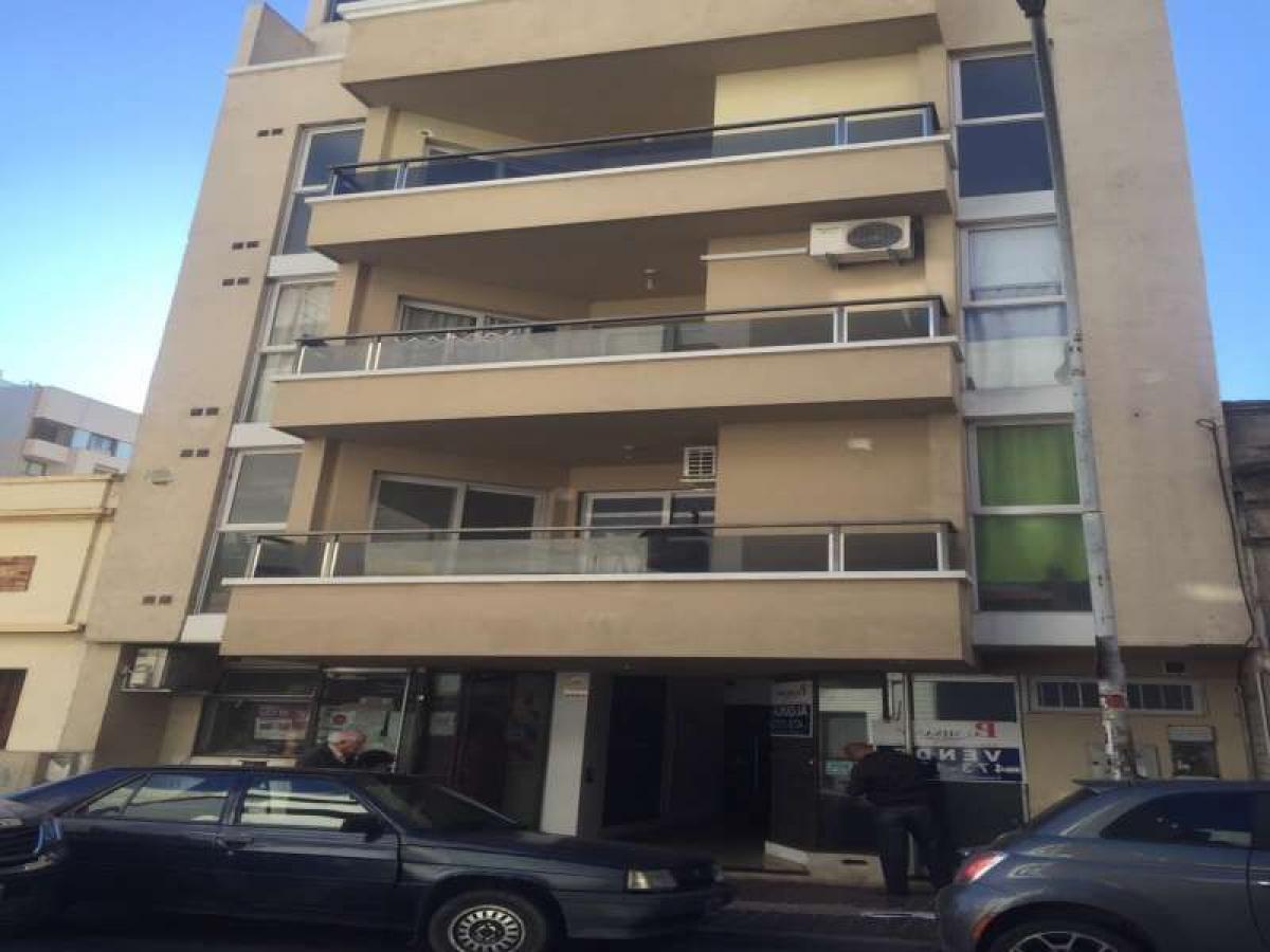 Bureau à Cordoba, Argentina No. 29291