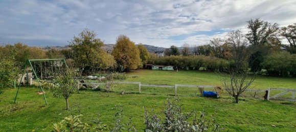 4 Schlafzimmer Haus in Abrest, France, Nr. 270851 8