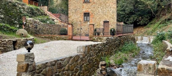 2 bedrooms House in Lamporecchio, Italy No. 344123 2