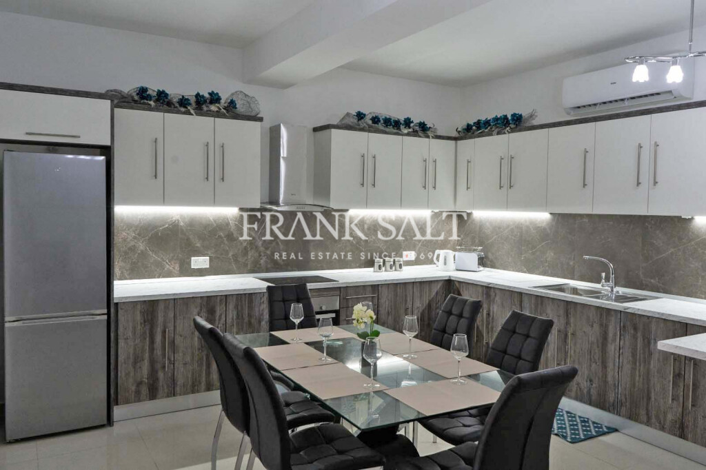 3 غرف نوم طابقين في Xghajra, Malta رقم 11089