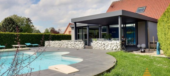 6 bedrooms House in Cambrai, France No. 55339 2