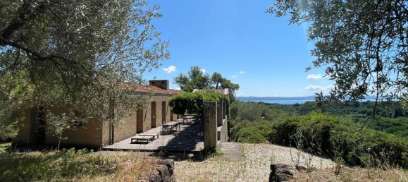 Вилла с 14 комнатами в Гротте ди Кастро, Италия № 26135 37