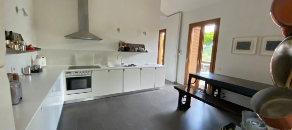 Вилла с 14 комнатами в Гротте ди Кастро, Италия № 26135 44