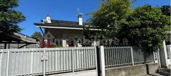 Apartamento T3 em Paderno Dugnano, Italy N.º 14036 3