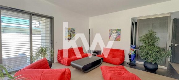 3 bedrooms Villa in Beauvoisin, France No. 345394 5