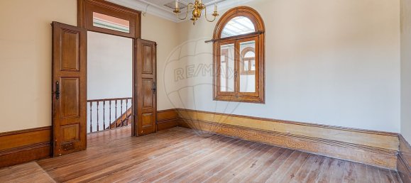 9 bedrooms House in Porto, Portugal No. 17022 25