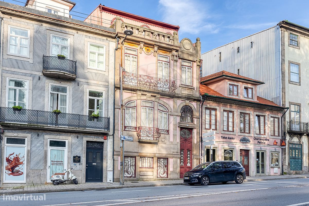 9 bedrooms House in Porto, Portugal No. 17022