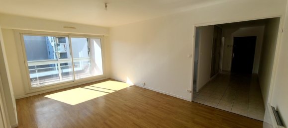 Apartamento de 3 dormitorios en Brest, France No. 200517 3