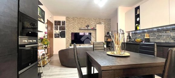 3 rooms Apartment in Susegana, Italy No. 218566 4