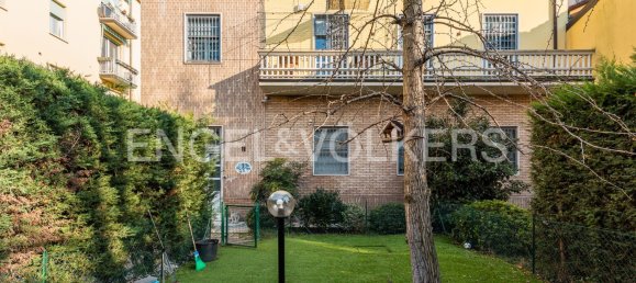 2 bedrooms Apartment in Bologna, Italy No. 102872 12