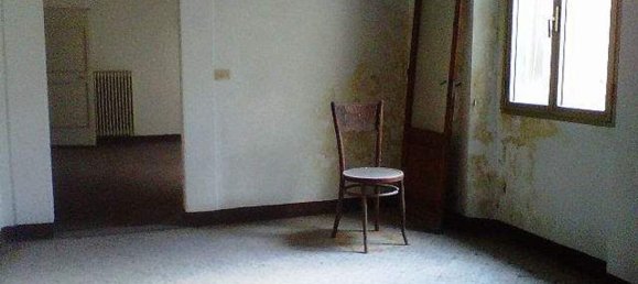 Дом с 16 комнатами в Кастельфранко ди Сотто, Италия № 144990 2