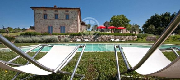 32 rooms House in Montegabbione, Italy No. 172946 5