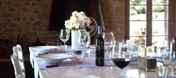 32 rooms House in Montegabbione, Italy No. 172946 13