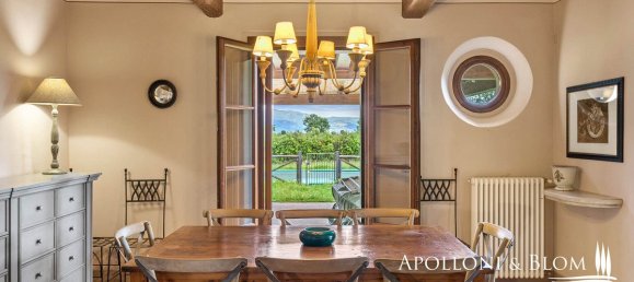 4 bedrooms House in Cortona, Italy No. 53547 4