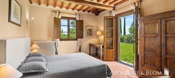 4 bedrooms House in Cortona, Italy No. 53547 19