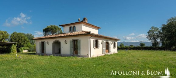 4 bedrooms House in Cortona, Italy No. 53547 5