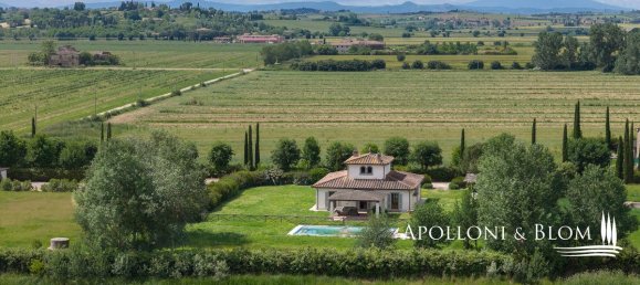 4 bedrooms House in Cortona, Italy No. 53547 28