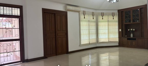 3 bedrooms Villa in Pattaya, Thailand No. 17926 6