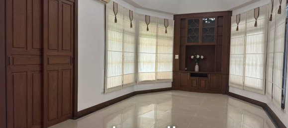 3 bedrooms Villa in Pattaya, Thailand No. 17926 4