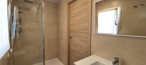 Apartamento T1 em Alicante, Spain N.º 370094 24