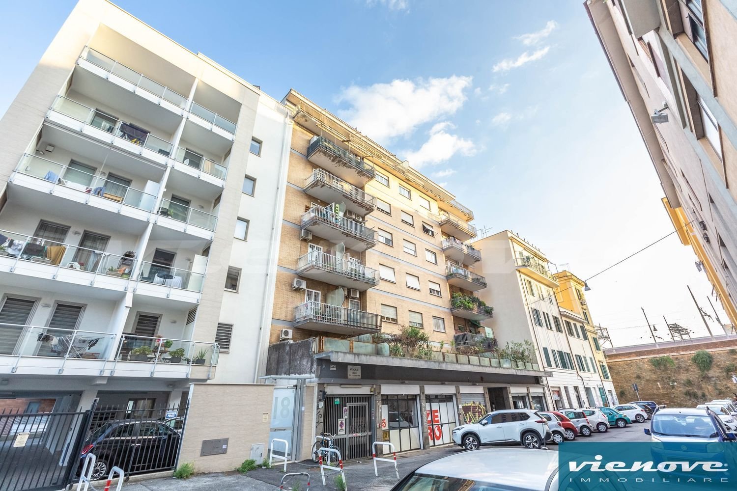 2 rooms Apartment in Rome, Italy No. 221587