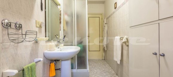 2 rooms Apartment in Rome, Italy No. 221587 36