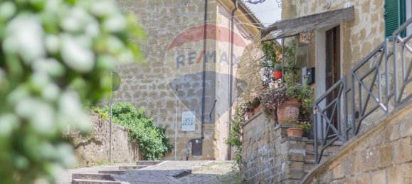 Квартира с 1 спальней в Фарнезе, Италия № 164266 6