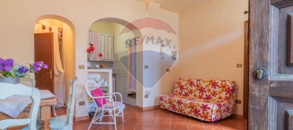 Квартира с 1 спальней в Фарнезе, Италия № 164266 3