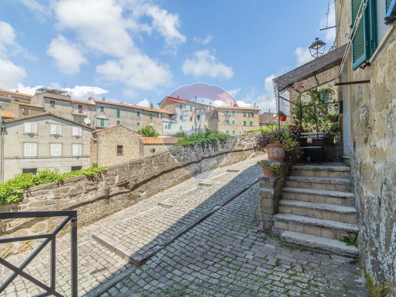 Квартира с 1 спальней в Фарнезе, Италия № 164266