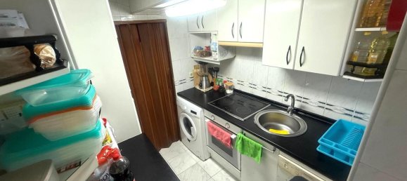 3 bedrooms Apartment in Madrid, Spain No. 172922 3