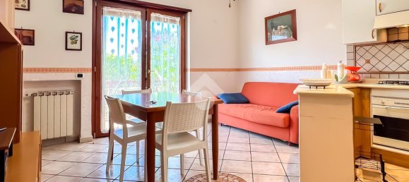 Apartamento de 4 dormitorios en Formia, Italy No. 268761 4