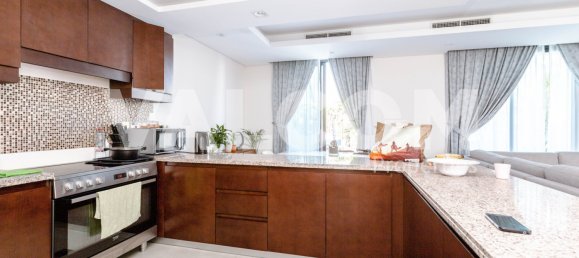 3 bedrooms Villa in Motor City, UAE No. 12787 7