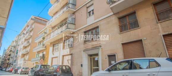 1 bedroom Apartment in Chiavari, Italy No. 33277 2