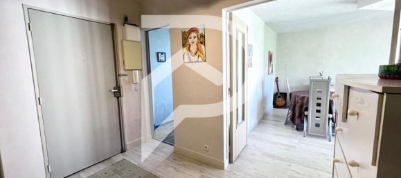 3 bedrooms Apartment in Orleans, France No. 332967 3