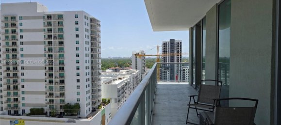 2 dormitorios propiedad comercial en venta en Miami, Miami-Dade, Florida, USA № 614568 18