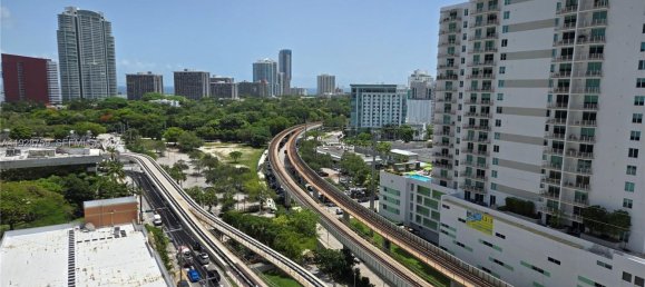 2 dormitorios propiedad comercial en venta en Miami, Miami-Dade, Florida, USA № 614568 17