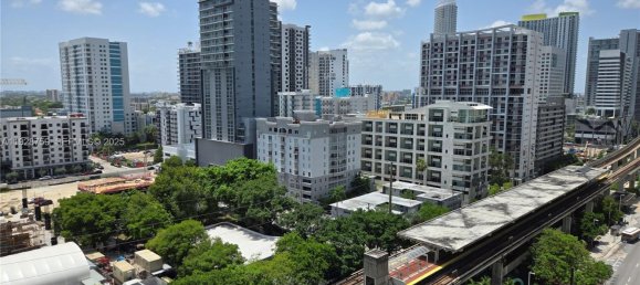 2 dormitorios propiedad comercial en venta en Miami, Miami-Dade, Florida, USA № 614568 21